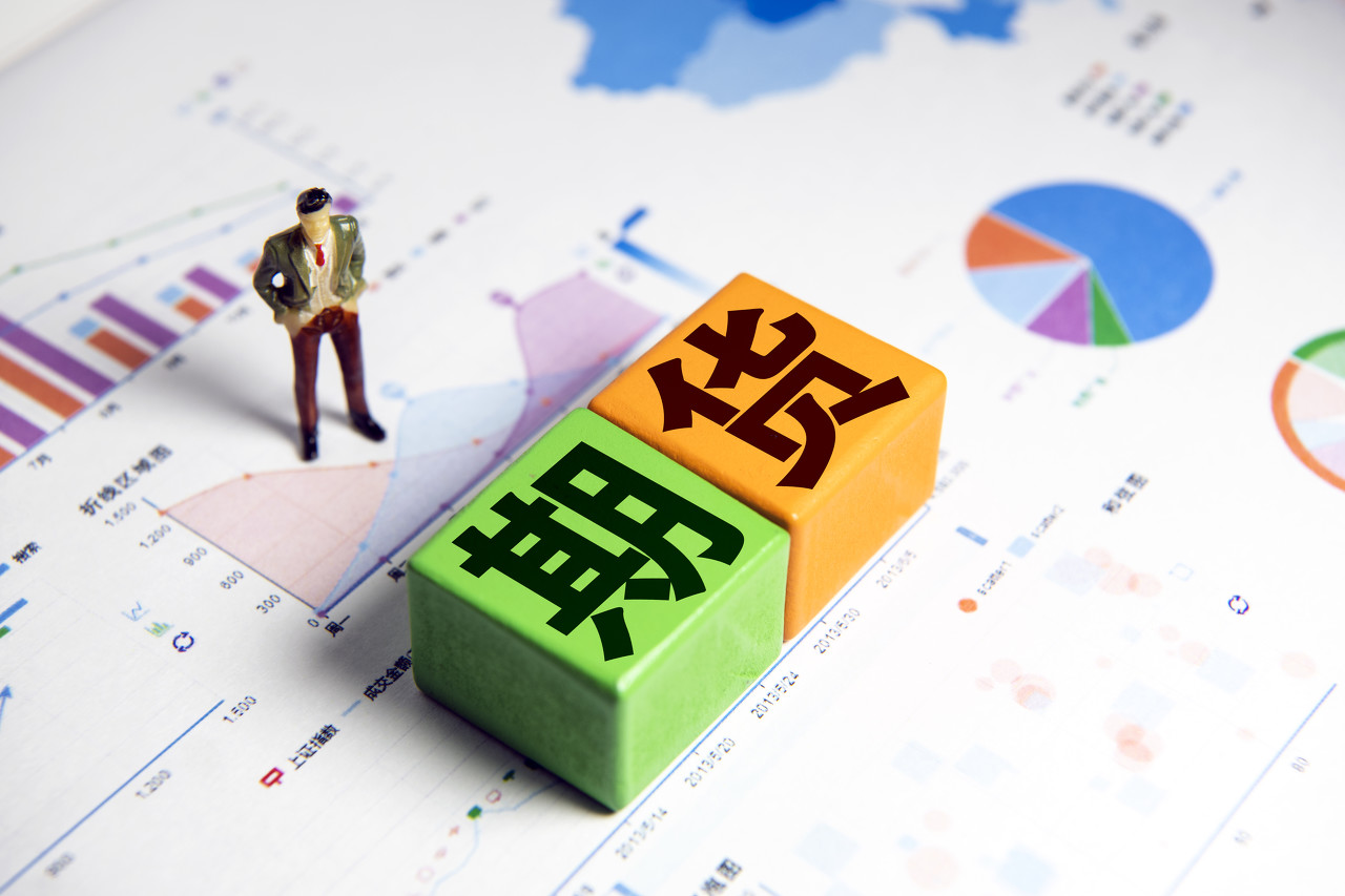 互联网巨头纷纷启动校园招聘 腾讯(00700)、阿里(09988)专注于AI人才引进